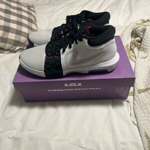 Nike LeBron Sneakers - Black, White, and Red